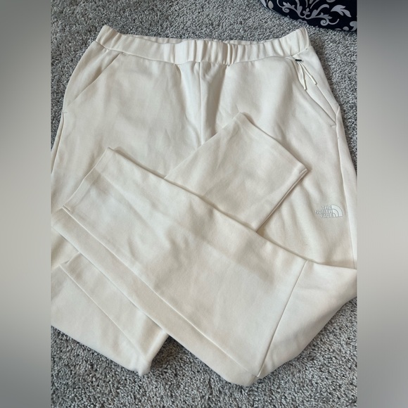 The North Face Pants - Picture 3 of 7